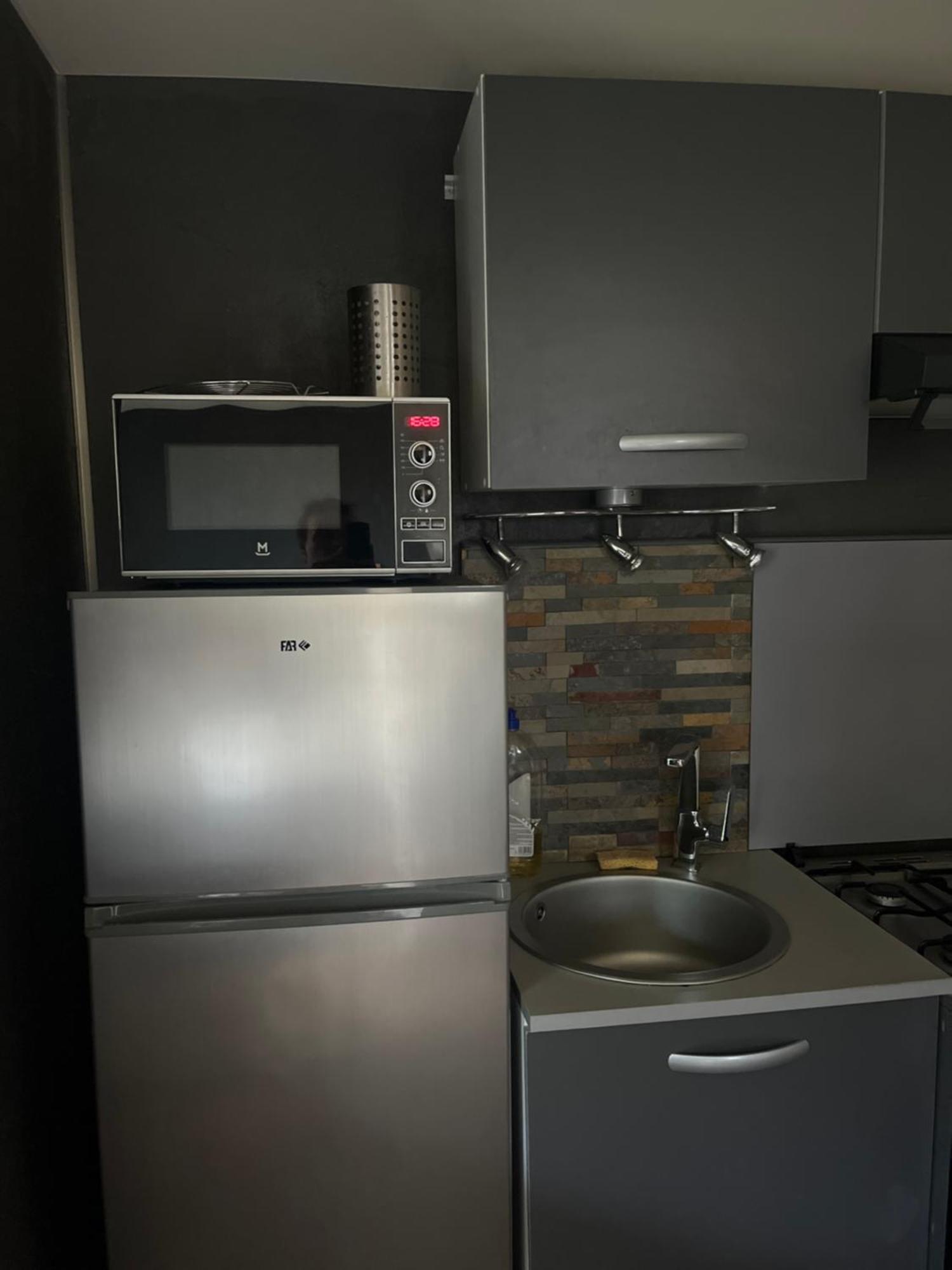 Reves De Vie Studio Morgiou Avec Terrasse Et Parking Prive Cassis Luaran gambar